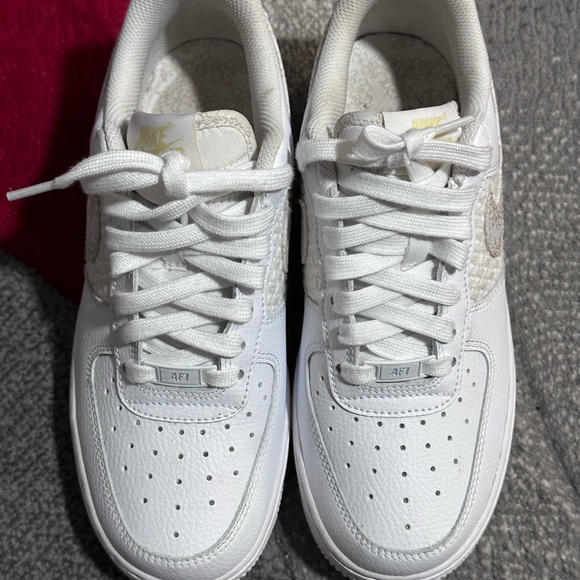 Nike Shoes - Women's Air Force 1 '07 SE Sneakers with Flower Swoosh